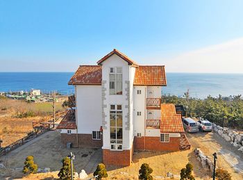 Donghae Beach Gallery Pension