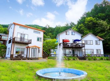 Pyeongchang Chinjeolhan Gapsunssi-ui Pension