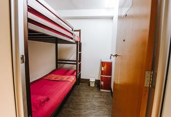 Step-Inn Too Guesthouse