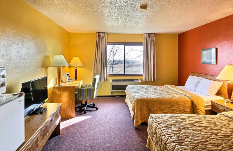 The Belgium Inn & Suites