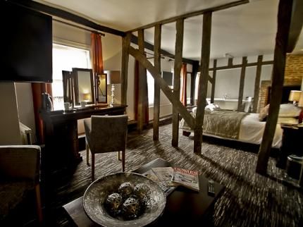 The Saracens Head Hotel