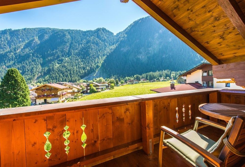 Outdoor Pictures 24