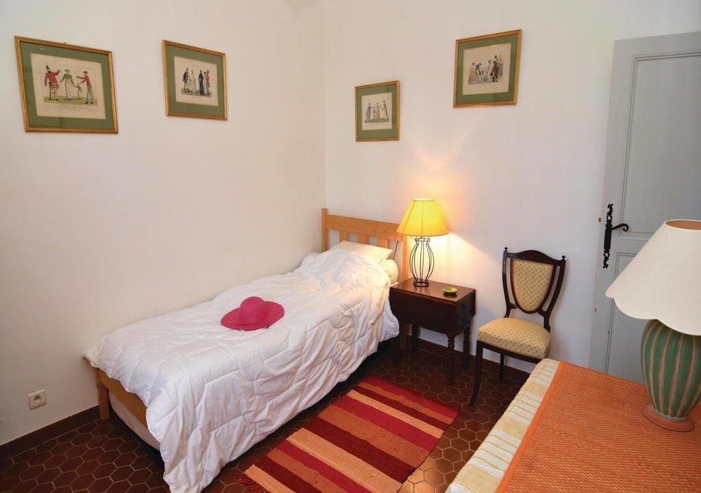 Holiday home La Roque DAntheron UV-1014