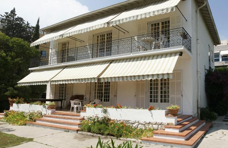 APPARTEMENT AUX PORTES DE NICE