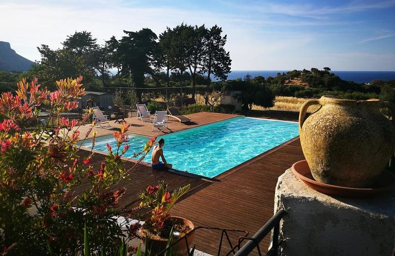Villa Maria una finestra sul mare con piscina