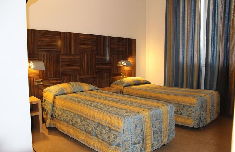 Hotel Riverside