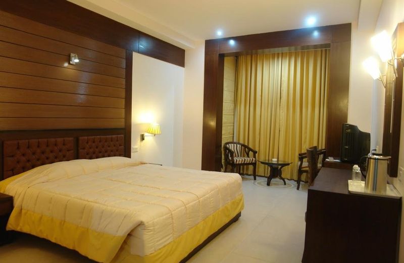 Hotel Royal Residency
