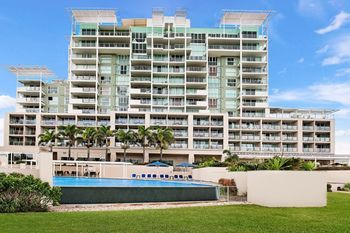 Pelican Waters Golf Resort