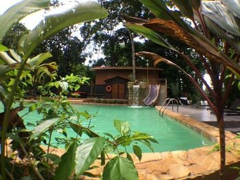 Rana Roja Lodge