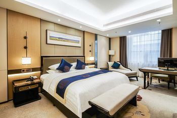 Qingshan Hotel Baotou(Yingbin Building)