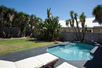 Villa West Beach