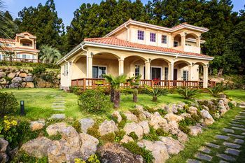 Outdoor Pictures 24