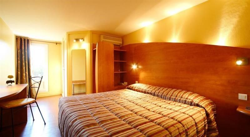 Brit Hotel Avignon Sud Le Calendal