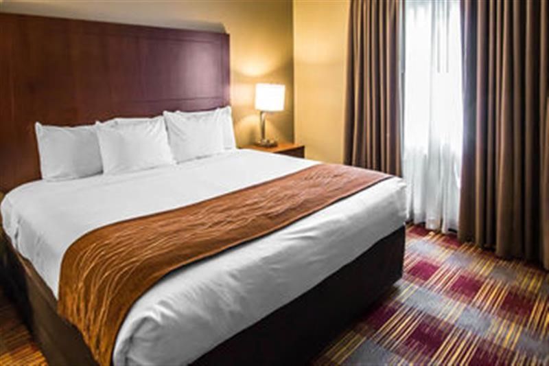 Clarion Inn & Suites Savannah Midtown