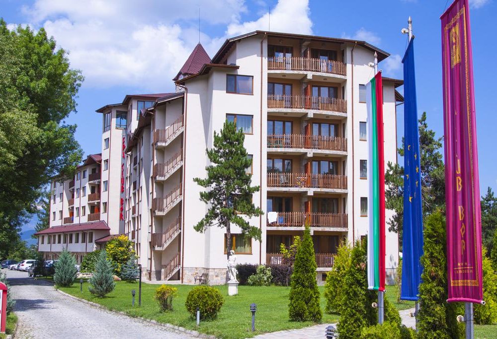 Outdoor Pictures 24