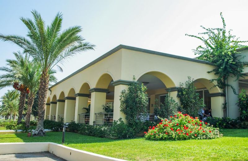 Kipriotis Maris Suites