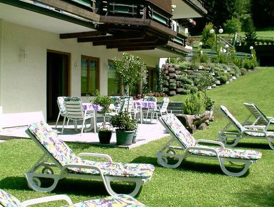 Outdoor Pictures 19