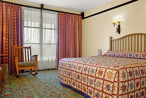 Disney Sequoia Lodge
