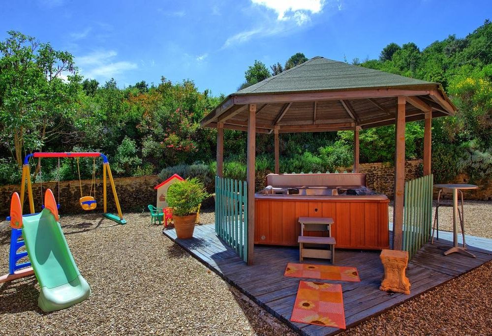 Outdoor Pictures 22