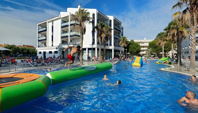 Pins Platja Apartments