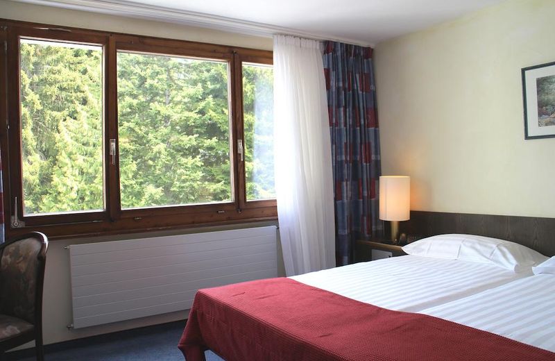 Victoria Hotel & Residence