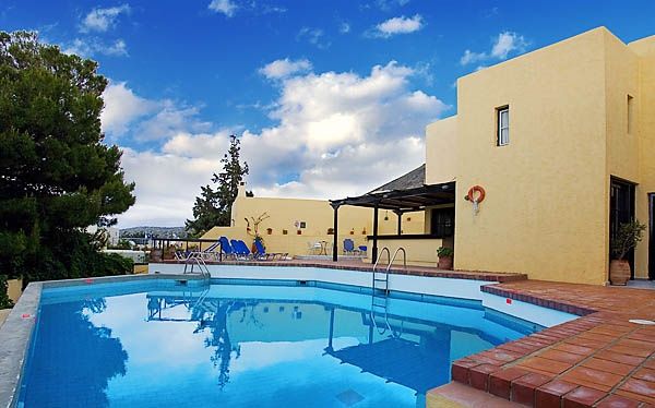 Sundance Apartments & Suites