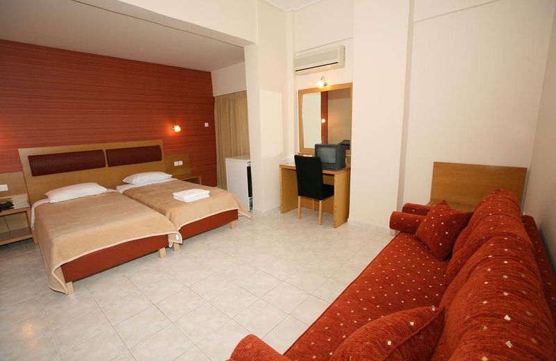 Hotel Flisvos