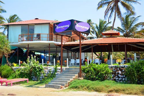 Boomerang Beach Resort