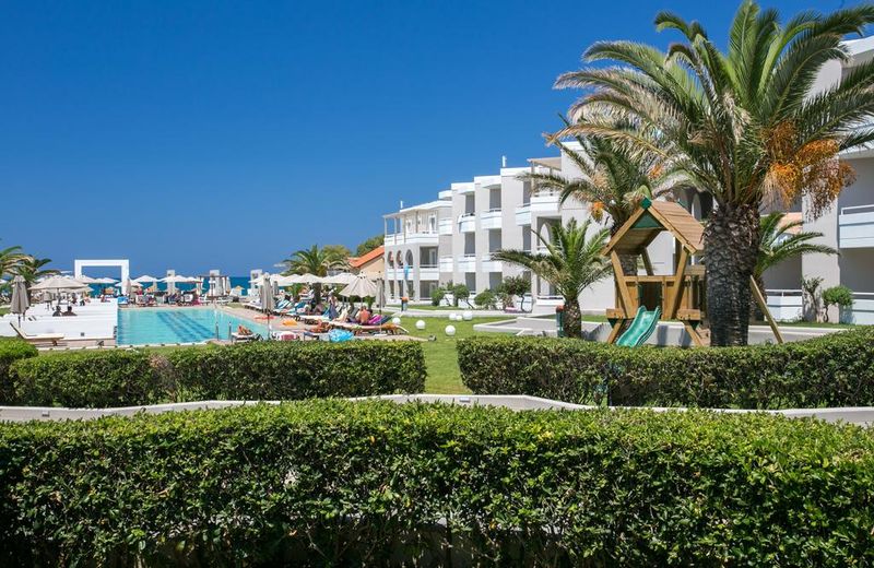 Santa Helena Beach Resort