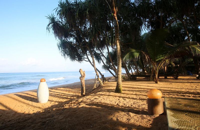 Thejan Beach Cabanas