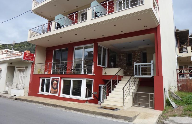 9 Queens Spa Hotel