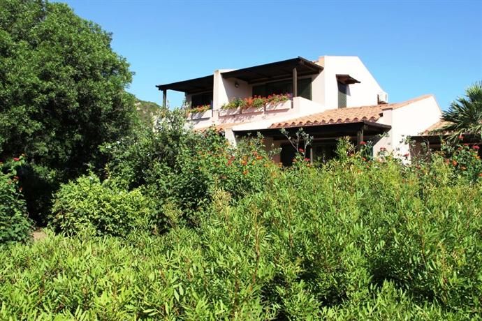 Albaruja Hotel