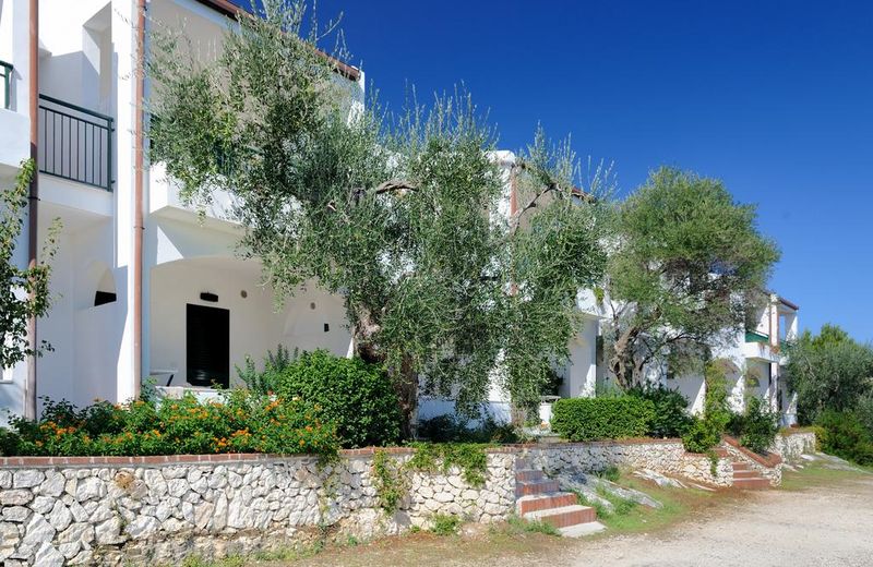 Baia Degli Aranci Camping Village