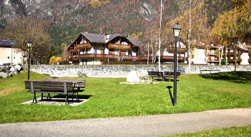 Outdoor Pictures 15