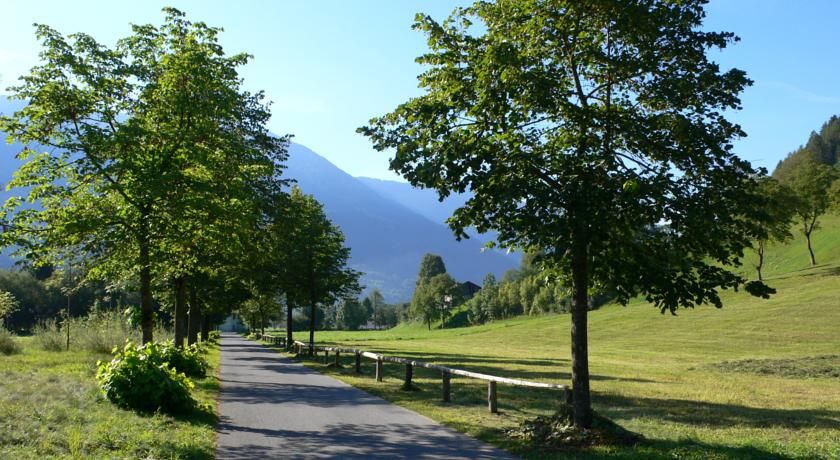 Outdoor Pictures 22