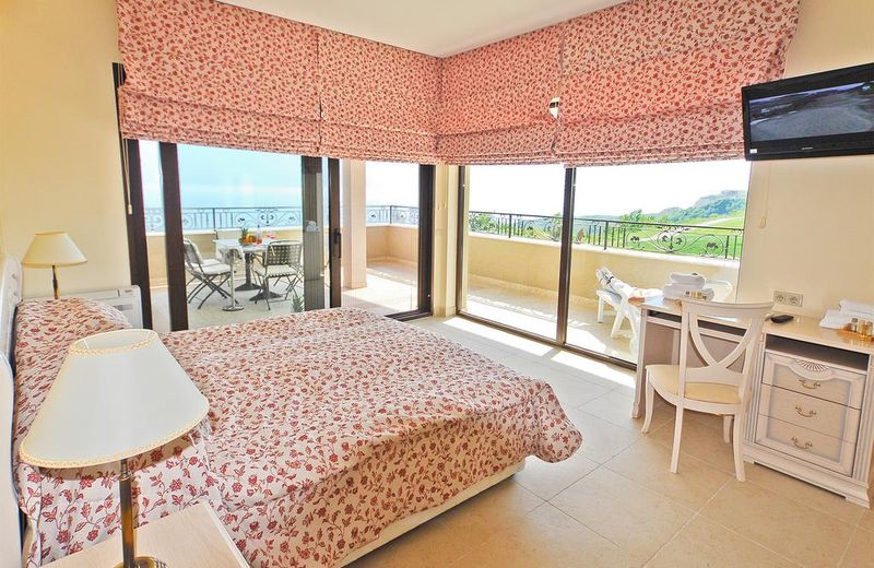 Club Residence at BlackSeaRama Golf