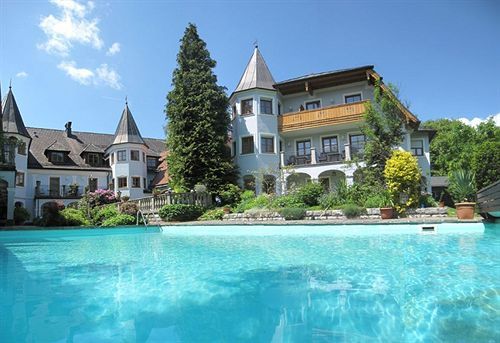 Outdoor Pictures 24
