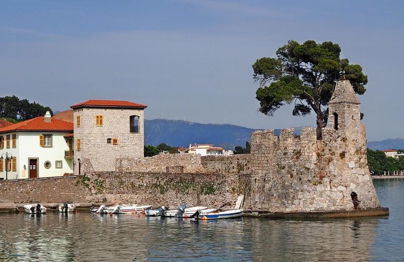 Flisvos Hotel Nafpaktos