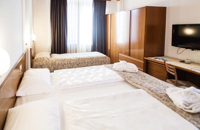Hotel Ariston