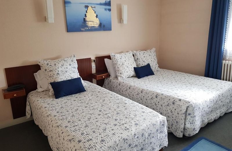 Hotel Christina - Contact Hotel