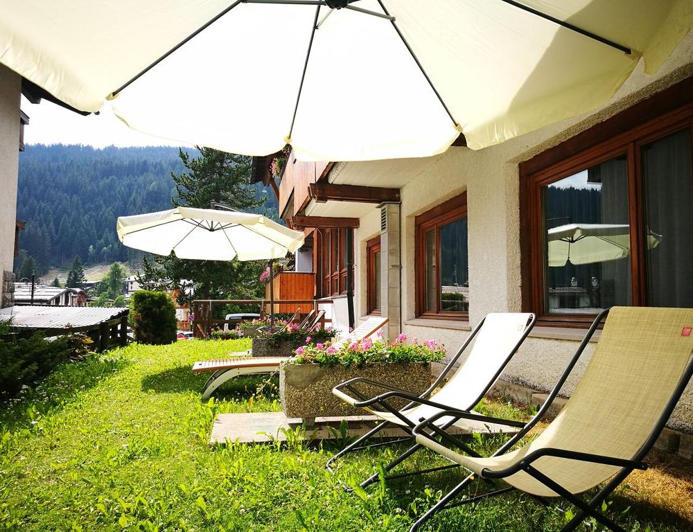 Outdoor Pictures 22