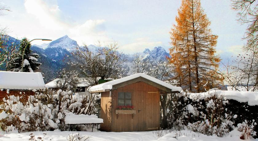 Outdoor Pictures 23