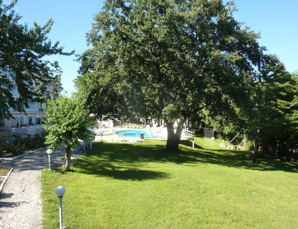 Outdoor Pictures 18
