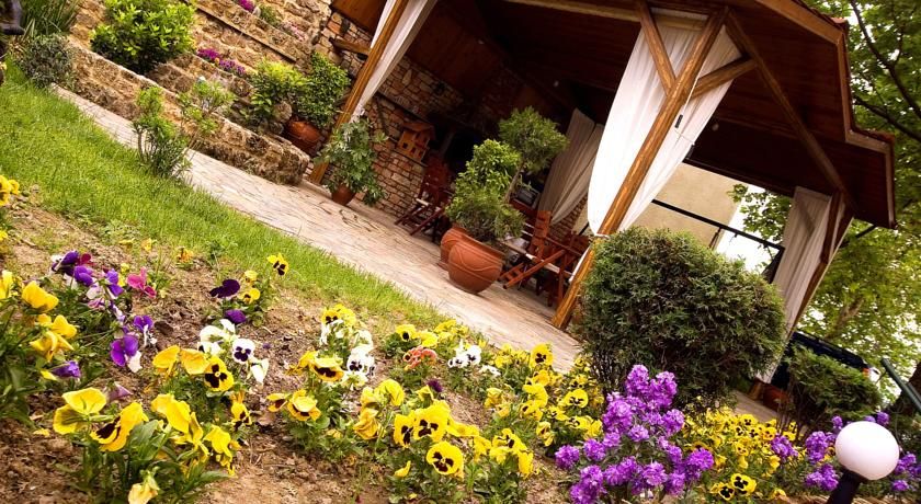 Outdoor Pictures 22