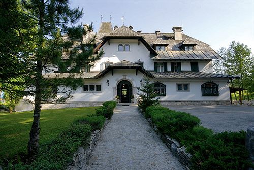 Outdoor Pictures 24