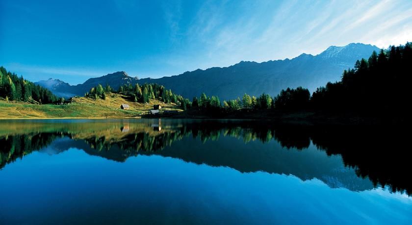 Outdoor Pictures 21