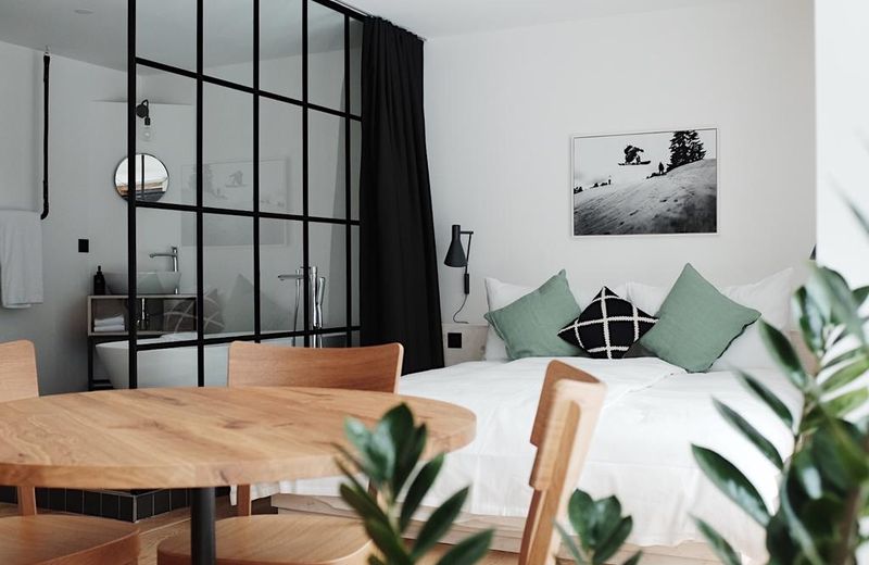 Riders Hotel