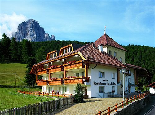 Outdoor Pictures 23