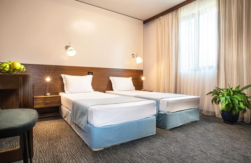 Uniqato Hotel