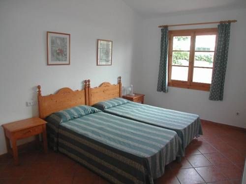 Calan Bosch Villas
